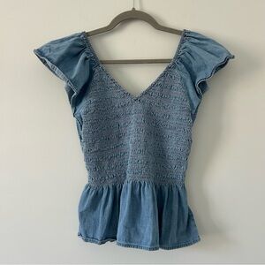 GAP Chambray Blue Denim Smocked V Neck Sleeveless Ruffle Detail Peplum Top S